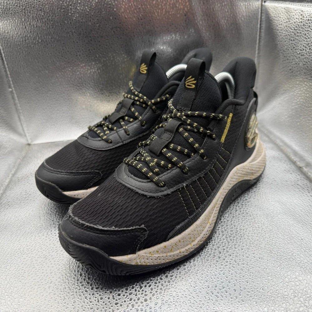 Size 7Y Under Armour UA Curry‎ 3Z7 Black Kids Basketball Shoes 3026623-001